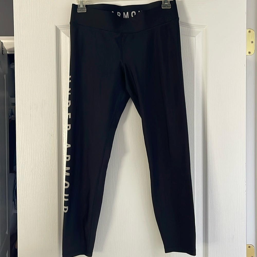 Under Armour ladies athletic leggings, black, medium